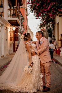 novia romatica, lace gowns, romantic wedding dress
